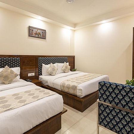 Hotel Emblem Suites- Near Delhi Airport New Delhi Eksteriør bilde